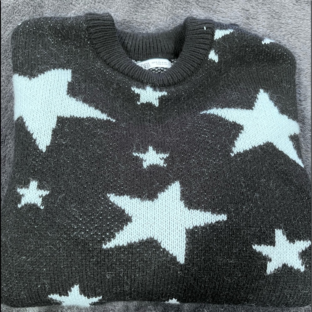 Zara sweater black with white